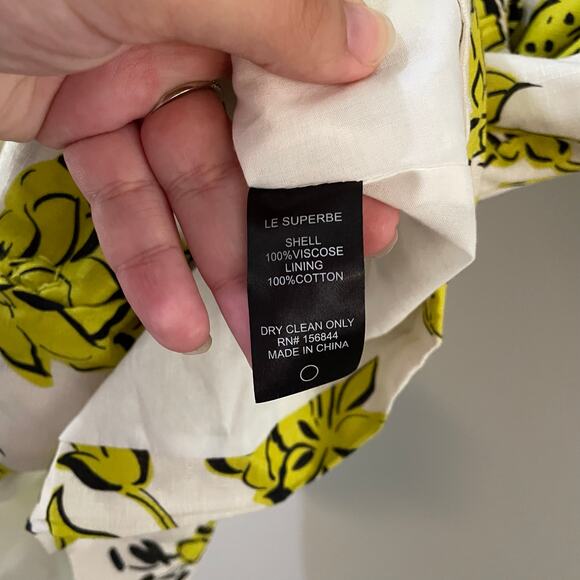 Le Superbe Palm Beach Ruffle Wrap Dress SZ 4 Yellow Floral Mini Dress Going Out - Picture 8 of 12
